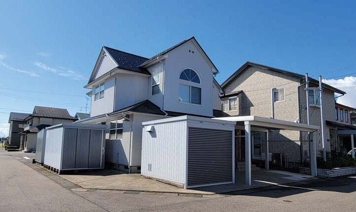 坂井市 T様邸 屋根塗装・外壁カバー工事